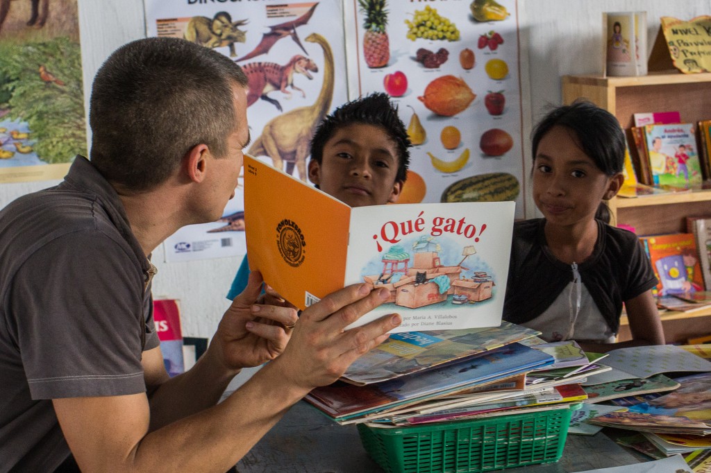 Thaddeus Reads to Kids